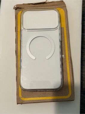 OtterBox Clear White Magnetic-Compatible Phone Case with Silver Ring Accent